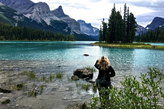 Chia sẻ chi tiết về thủ tục xin visa công tác Canada