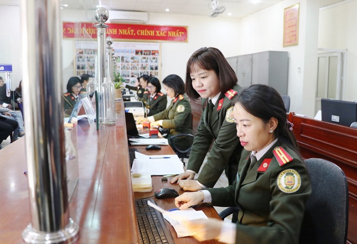 thẻ tạm trú
