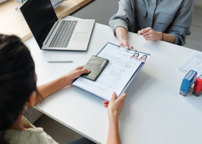 Khoảng 30 - 40% hồ sơ visa Dubai bị từ chối vì hồ sơ không đầy đủ