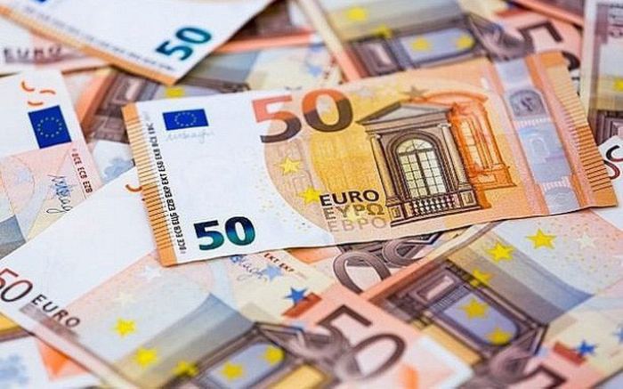 Làm visa đi Pháp hết bao nhiêu tiền