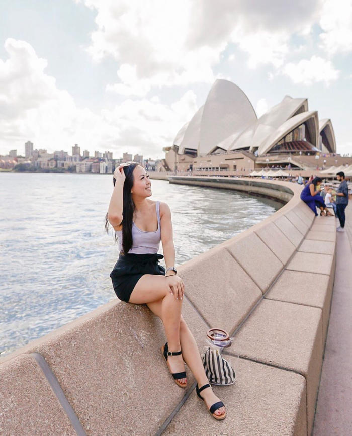 dịch vụ làm visa úc: Còn nếu bạn đang là nhân viên của một công ty thì chỉ cần nộp hợp đồng lao động.