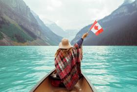 Chia sẻ chi tiết về thủ tục xin visa công tác Canada