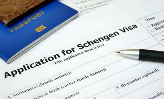 Khi xin visa Ba Lan, yêu cầu tờ khai phải chuẩn thông tin
