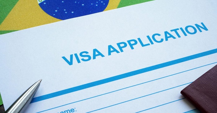 Tờ khai visa Brazil yêu cầu điền chính xác và trung thực - Ảnh: Internet