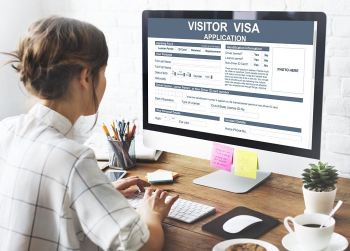 Tờ khai xin visa du lịch Đan Mạch yêu cầu thông tin phải chính xác, rõ ràng và chân thật